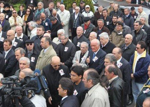 Güven Sazak son yolculuğuna uğurlandı