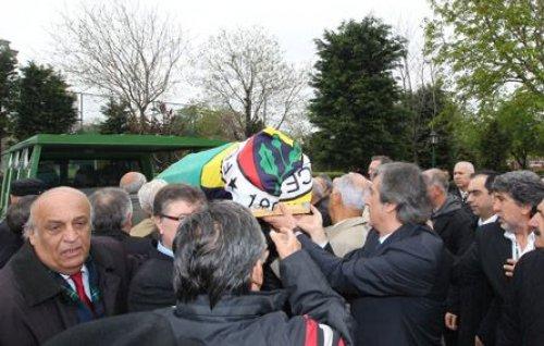 Güven Sazak son yolculuğuna uğurlandı