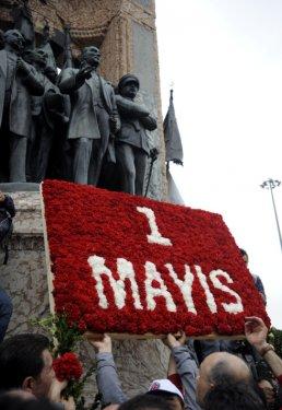 Taksim'de kalabalık kadraja sığmadı - Resim 27