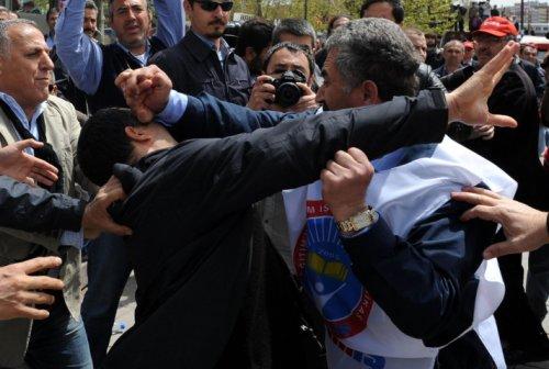 Türkiye'den ve dünyadan 1 Mayıs kareleri - Resim 69