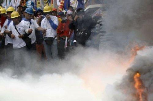 Türkiye'den ve dünyadan 1 Mayıs kareleri - Resim 153