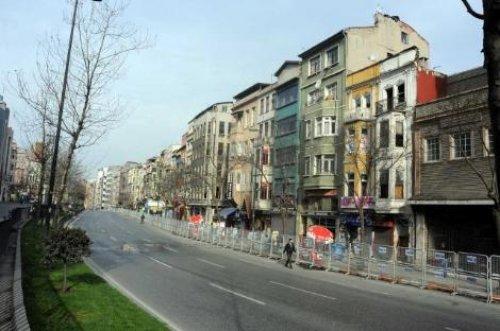 Taksim'de kalabalık kadraja sığmadı - Resim 7