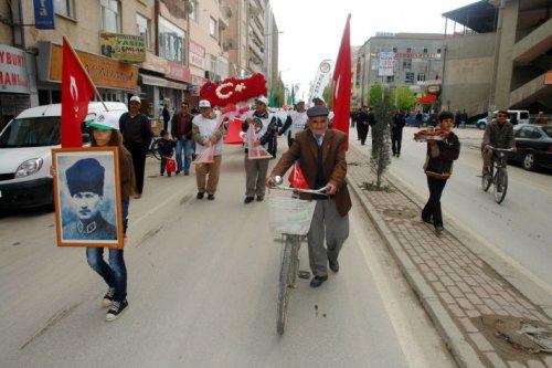 Türkiye'den ve dünyadan 1 Mayıs kareleri - Resim 55