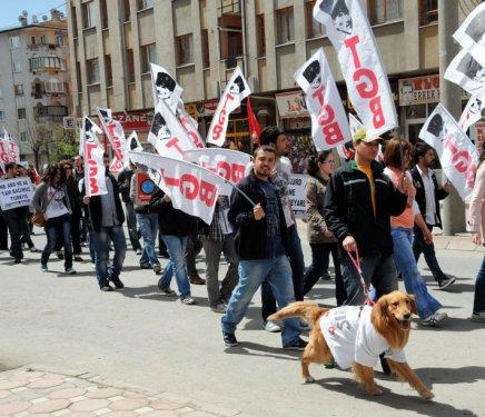 Türkiye'den ve dünyadan 1 Mayıs kareleri - Resim 61