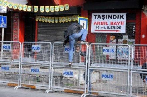 Taksim'de kalabalık kadraja sığmadı - Resim 5