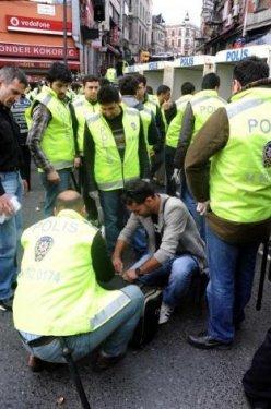Taksim'de kalabalık kadraja sığmadı - Resim 14