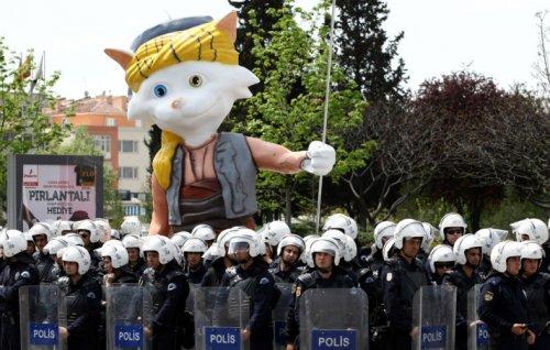 Türkiye'den ve dünyadan 1 Mayıs kareleri - Resim 51