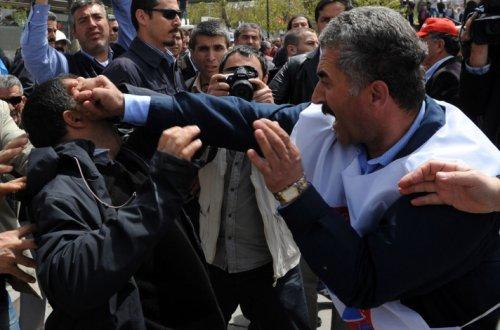 Türkiye'den ve dünyadan 1 Mayıs kareleri - Resim 68