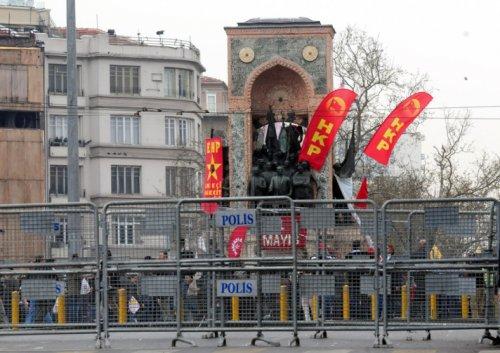 Türkiye'den ve dünyadan 1 Mayıs kareleri - Resim 3