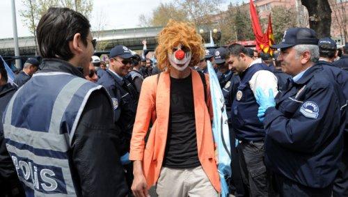 Türkiye'den ve dünyadan 1 Mayıs kareleri - Resim 89