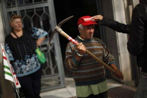 Türkiye'den ve dünyadan 1 Mayıs kareleri - Resim 198
