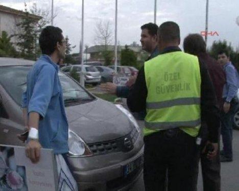 Peker Açıkalın taburcu oldu gazetecilere saydırdı