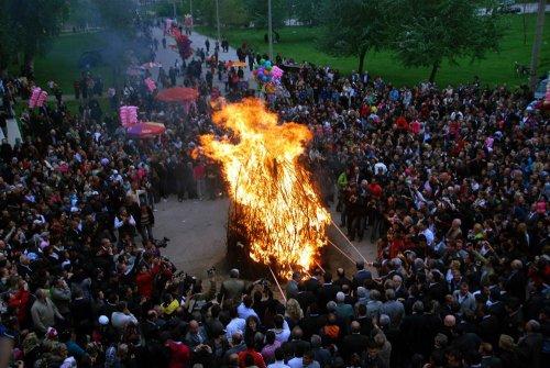 Edirne'de Kakava ateşi yandı - Resim 1