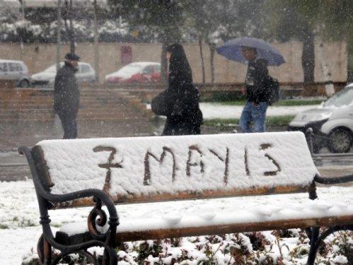 Sivas'ta Mayıs ayında kar  - Resim 9