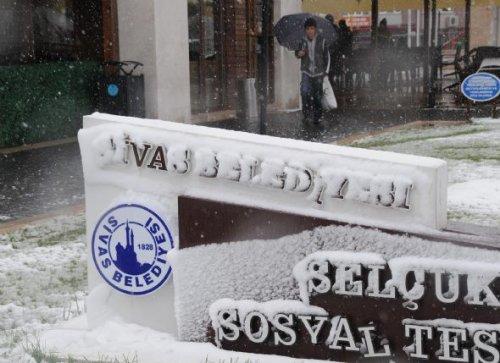 Sivas'ta Mayıs ayında kar  - Resim 12