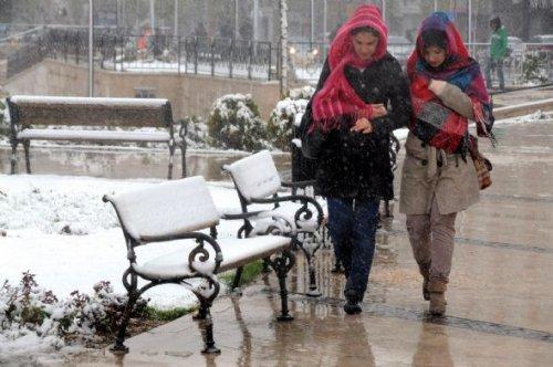 Sivas'ta Mayıs ayında kar  - Resim 2