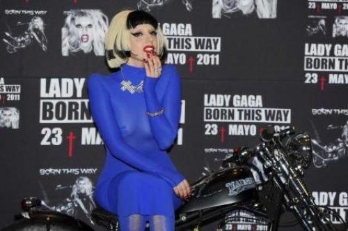 Lady Gaga yeni albümünü tanıttı - Resim 7
