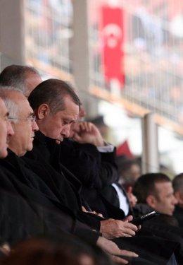 Erdoğan'ın yakın danışmanı iPad - Resim 2