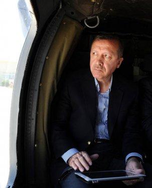 Erdoğan'ın yakın danışmanı iPad - Resim 1