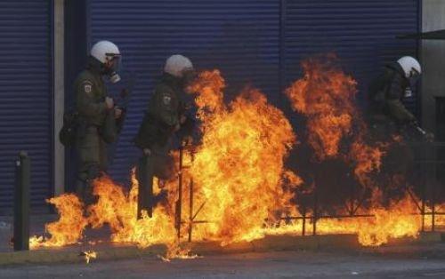 Yunanistan'da olaylı gün - Resim 1