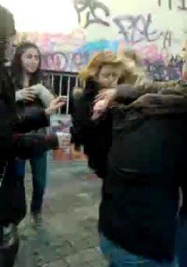 Kızlar çetesinin dehşeti