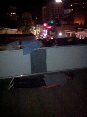 Yeni moda eylem: Planking - Resim 33