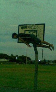 Yeni moda eylem: Planking - Resim 72