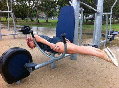 Yeni moda eylem: Planking - Resim 26