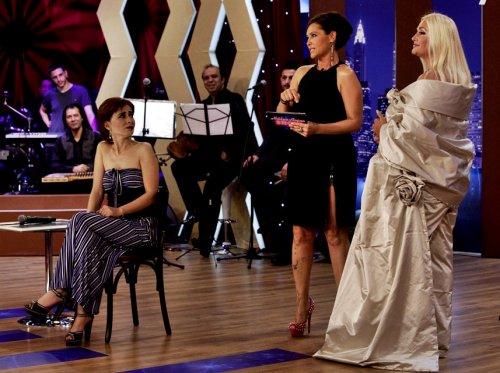 Hülya Avşar Şov'da kim daha güzel tartışması - Resim 1