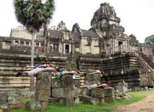 Yeni moda eylem: Planking - Resim 50