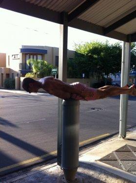 Yeni moda eylem: Planking - Resim 8
