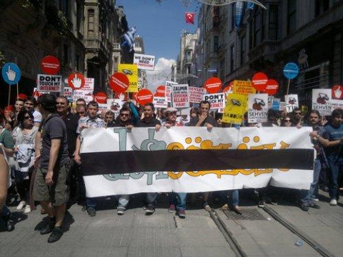 İnternetime dokunma eylemi başladı  - Resim 12