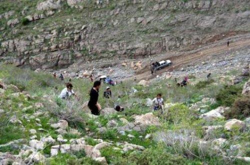 BDP'liler dağlarda PKK'lı cenazesi aradı  - Resim 1