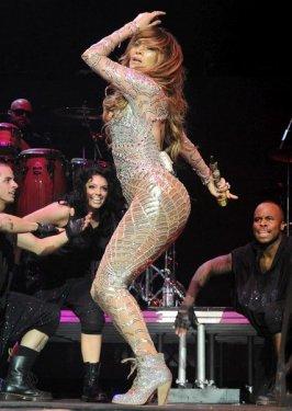 Örümcek kadın Jennifer Lopez