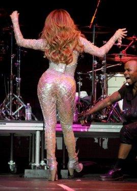 Örümcek kadın Jennifer Lopez