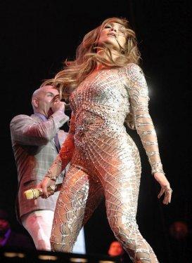 Örümcek kadın Jennifer Lopez