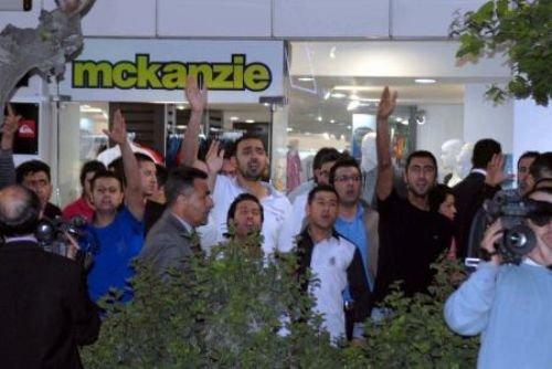 Denizli'de gergin gece - Resim 8