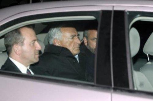 Kral dairesinden kodese