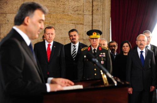 Liderler Bayram'da da gergin - Resim 9