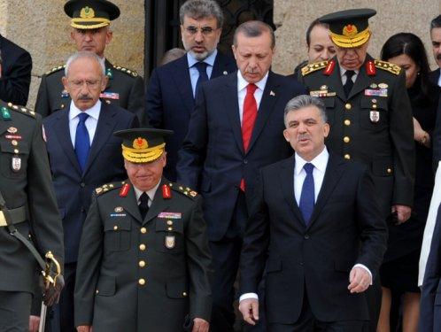 Liderler Bayram'da da gergin - Resim 7