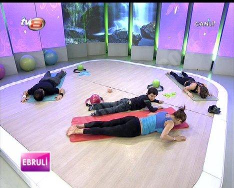 Ebru Şallı pilates yaparken Beren ortalığı birbirine kattı - Resim 9