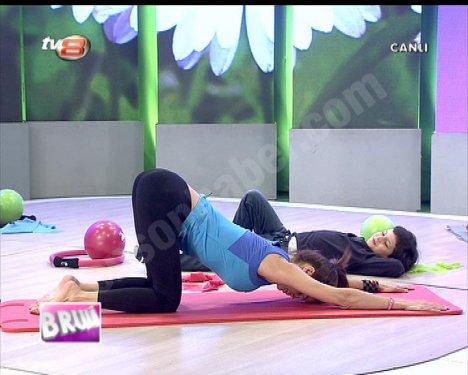 Ebru Şallı pilates yaparken Beren ortalığı birbirine kattı - Resim 15