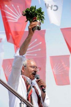 Kılıçdaroğlu'nun Rize mitingi - Küfürlü pankart - Resim 13