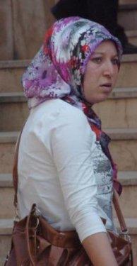 Kızıyla ilişkiye giren arkadaşını dövdü - Resim 16