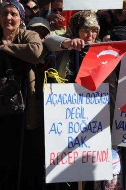 Kılıçdaroğlu'nun Rize mitingi - Küfürlü pankart - Resim 28