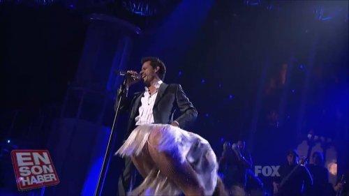 JLO'dan eşi Marc Anthony'ye ateşli öpücük