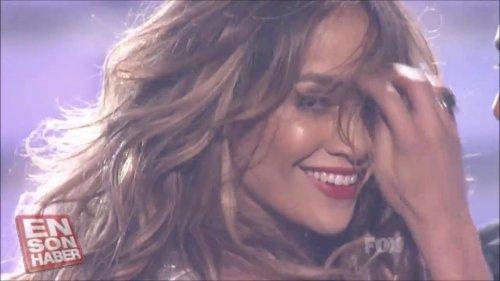 JLO'dan eşi Marc Anthony'ye ateşli öpücük