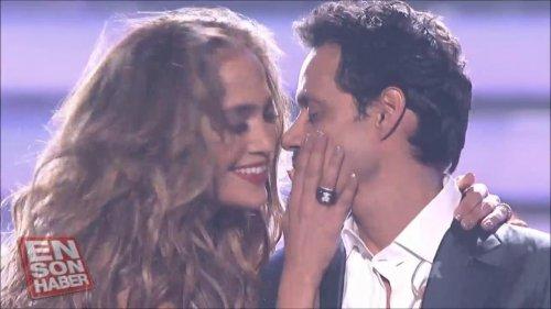 JLO'dan eşi Marc Anthony'ye ateşli öpücük