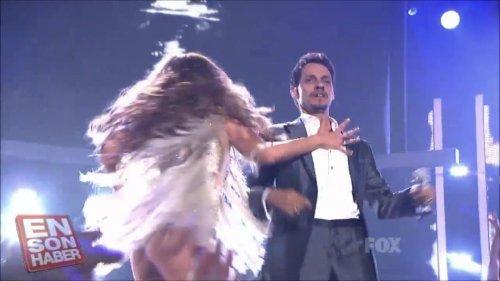 JLO'dan eşi Marc Anthony'ye ateşli öpücük