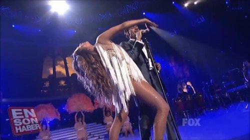 JLO'dan eşi Marc Anthony'ye ateşli öpücük